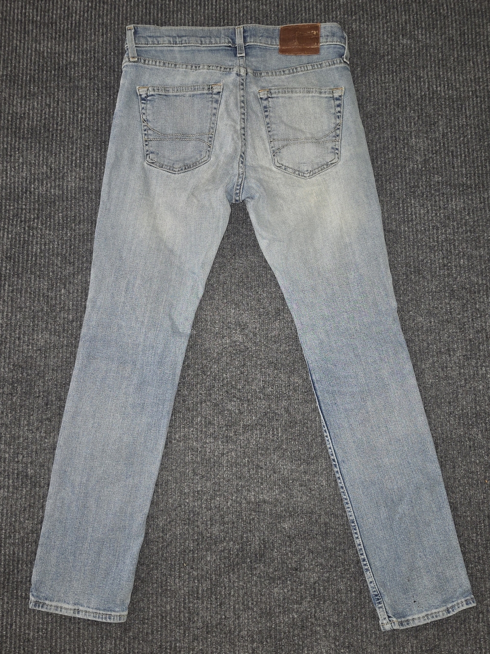 Hollister Light Wash Skinny Jeans with Distressing - Picture 6 of 7